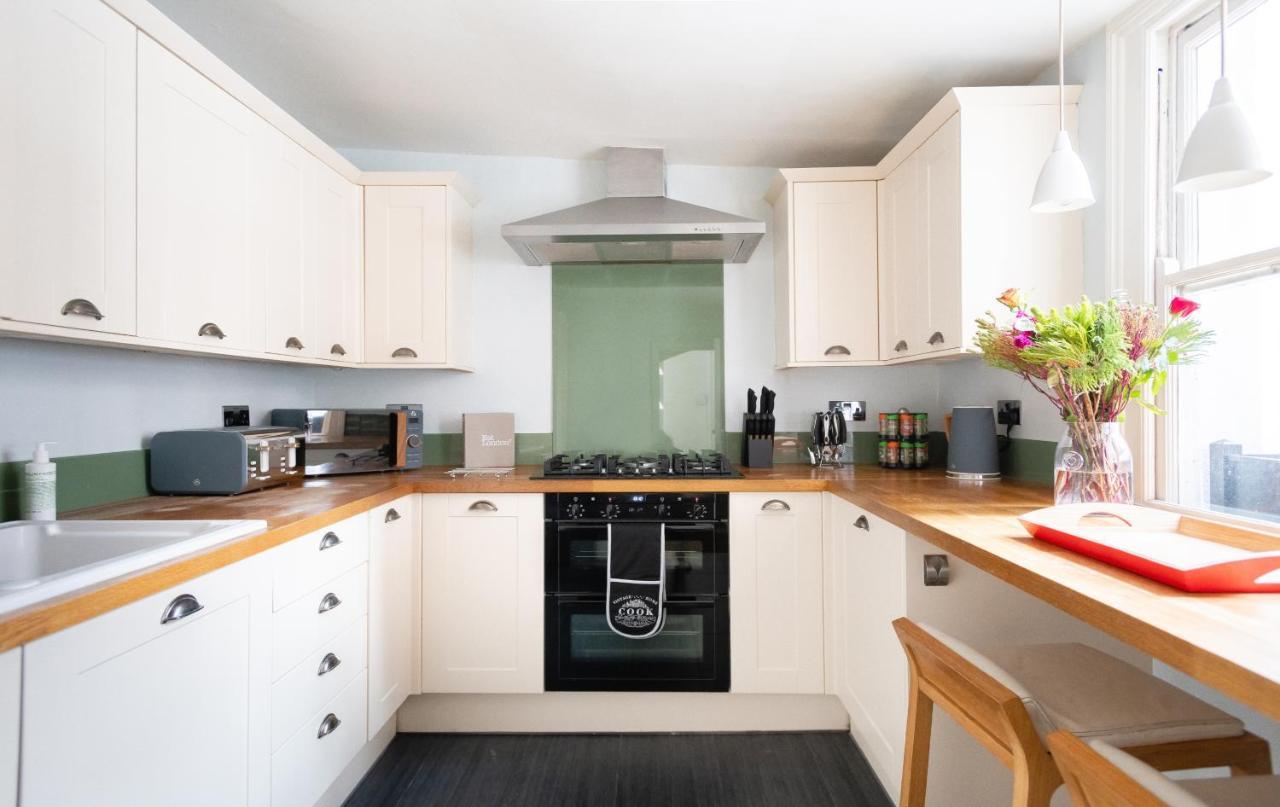 The Euston Square Escape - Modern And Central 4Bdr Home London Ngoại thất bức ảnh